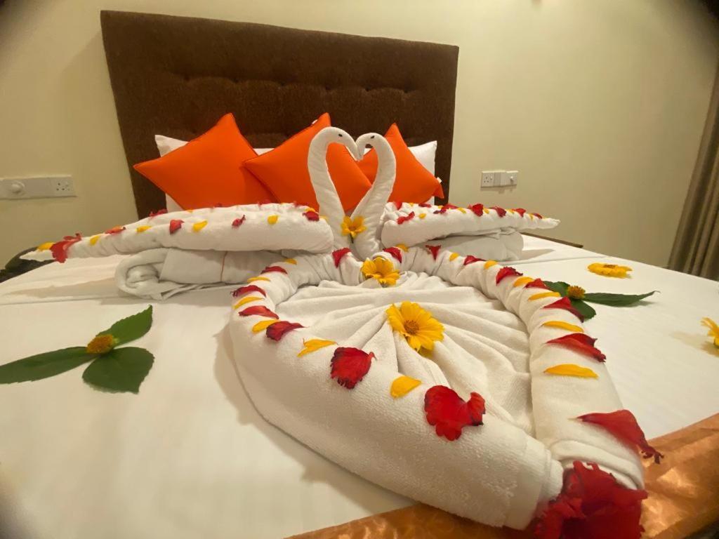 Hotel Northway Vavuniya Экстерьер фото